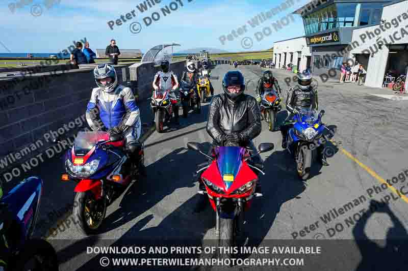 anglesey no limits trackday;anglesey photographs;anglesey trackday photographs;enduro digital images;event digital images;eventdigitalimages;no limits trackdays;peter wileman photography;racing digital images;trac mon;trackday digital images;trackday photos;ty croes